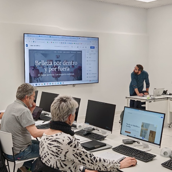 FORMACI�N: Los asociados de AGRUMAP apuestan por la Inteligencia Artificial para mejorar la gesti�n y competitividad de sus empresas
